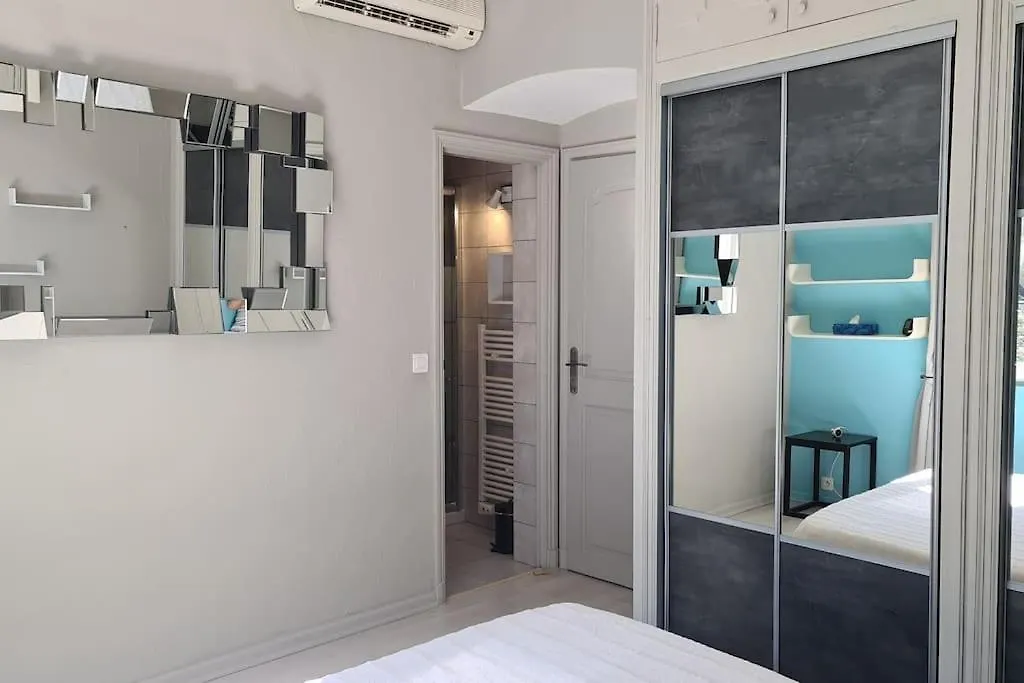 Ste Maxime Villa 5 Etoiles Piscine Chauffee Et Jacuzzi Sainte-Maxime