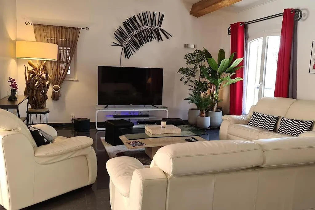 Ste Maxime Villa 5 Etoiles Piscine Chauffee Et Jacuzzi Sainte-Maxime France