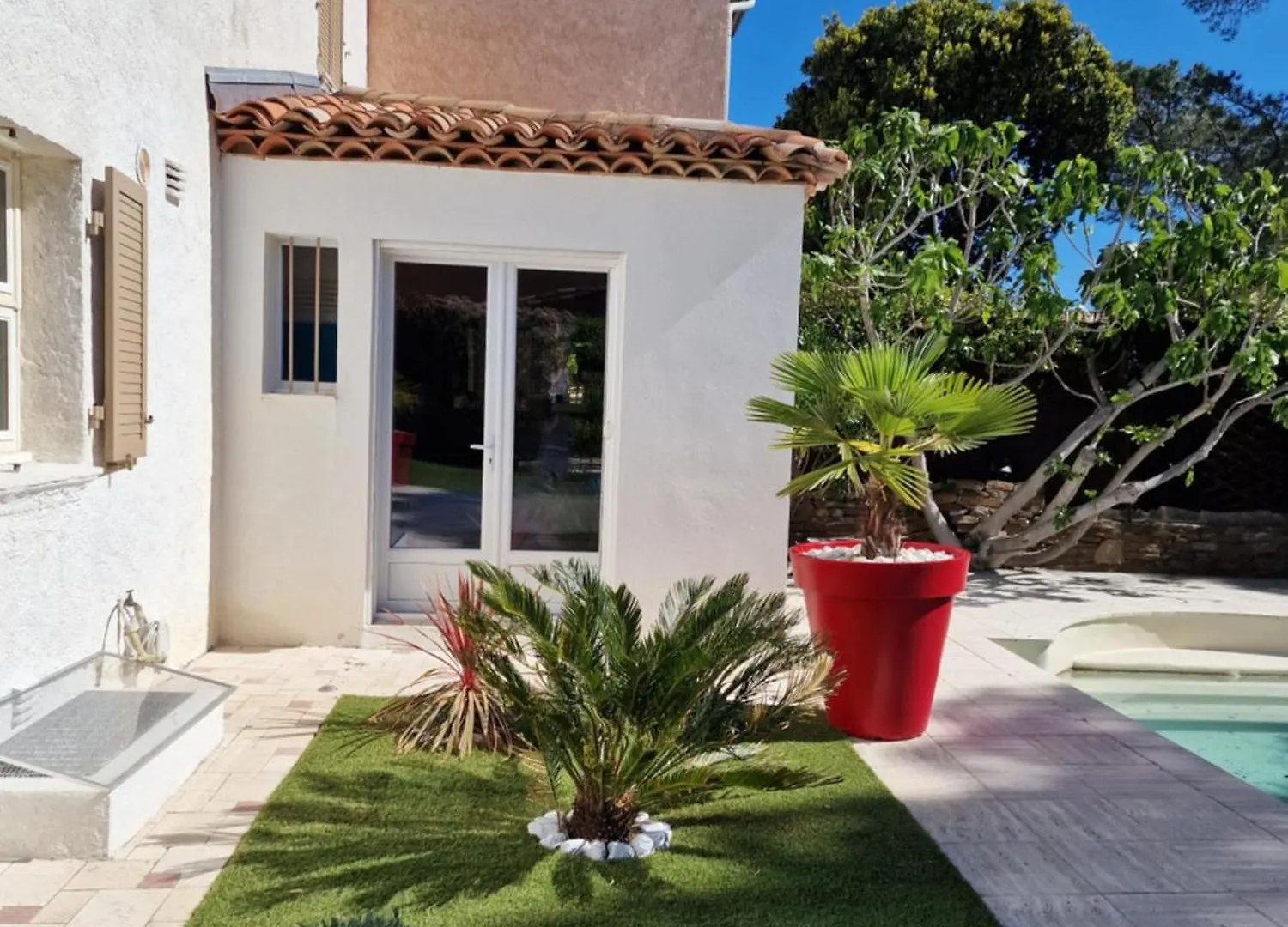 Ste Maxime Villa 5 Etoiles Piscine Chauffee Et Jacuzzi Sainte-Maxime France